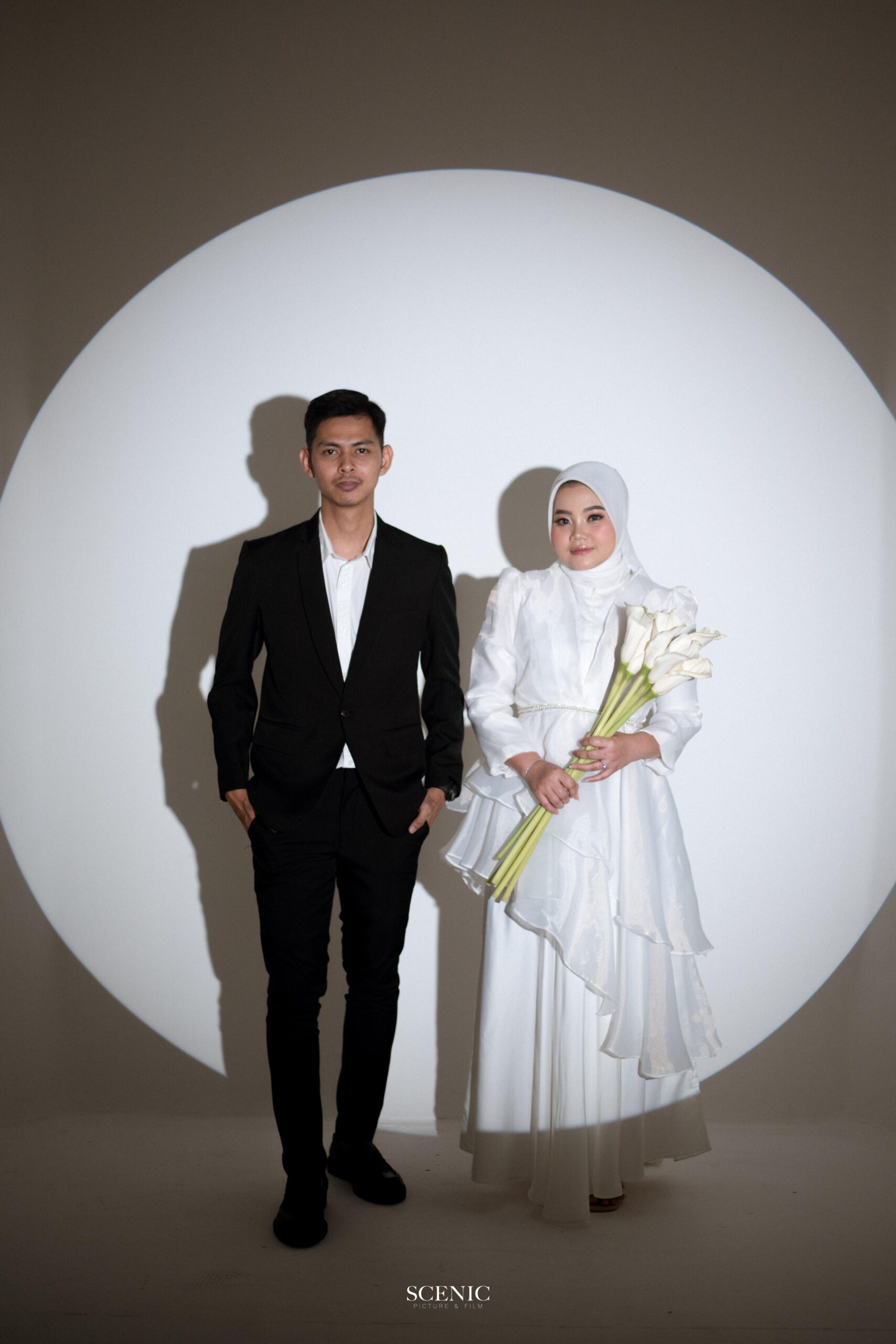 Riza-Vicky-1-scaled-1.jpg